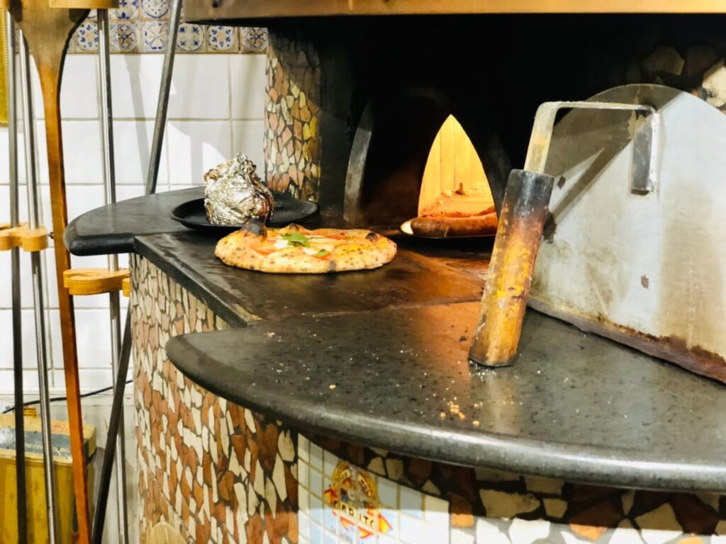 Solo Pizza Napoletana柴燒窯爐