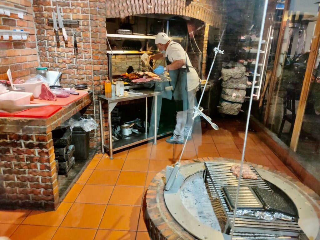 GAUCHO高卓人阿根廷炭烤餐廳的大型烤爐