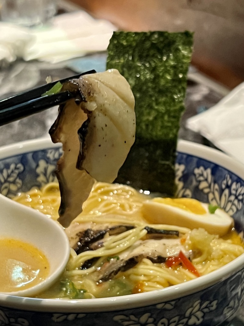 魚骨味噌湯