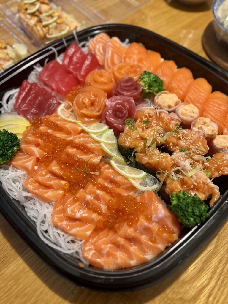 歐告卷壽司 鮭魚饗宴