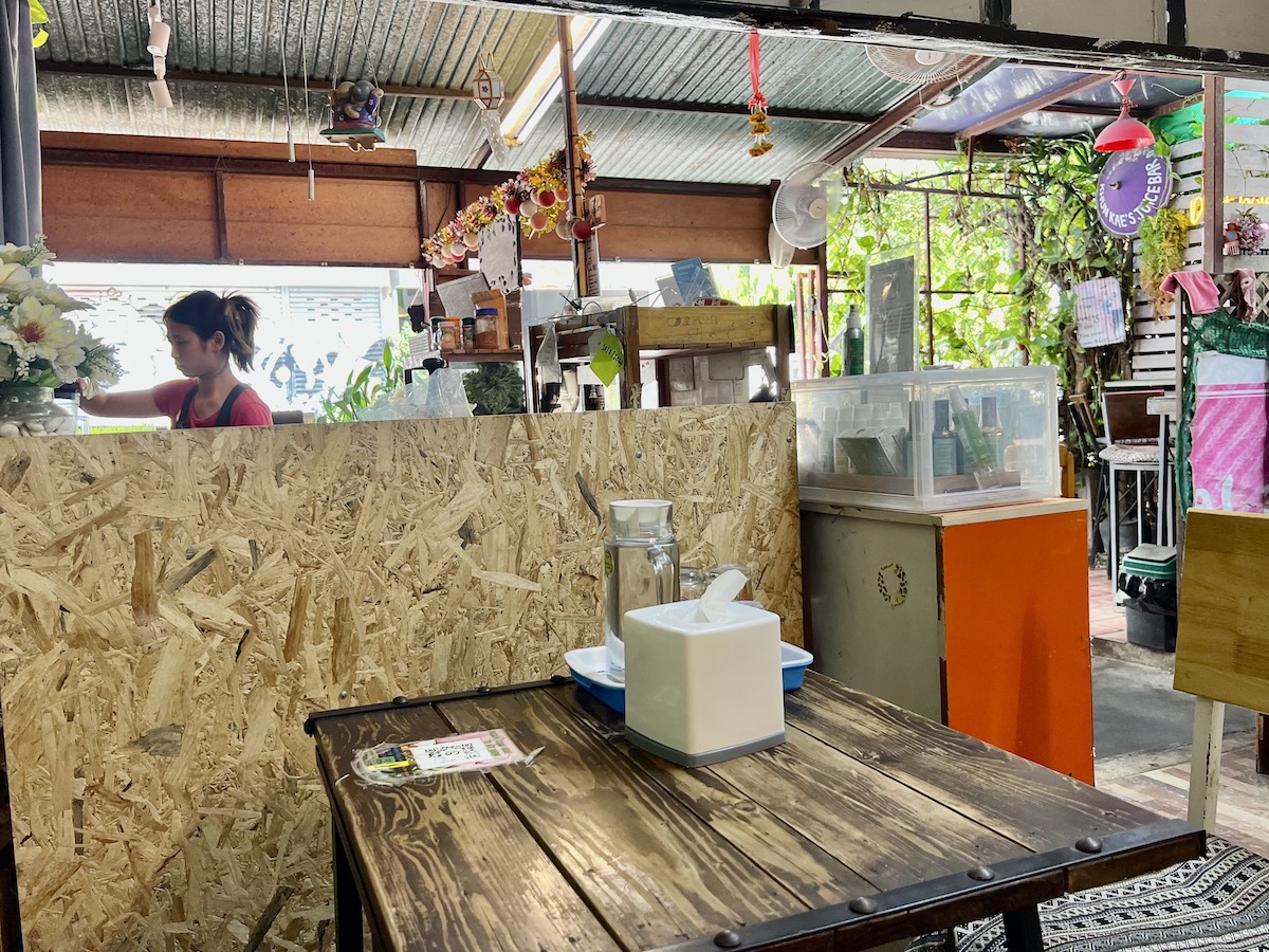 Khunkae's Juice Bar