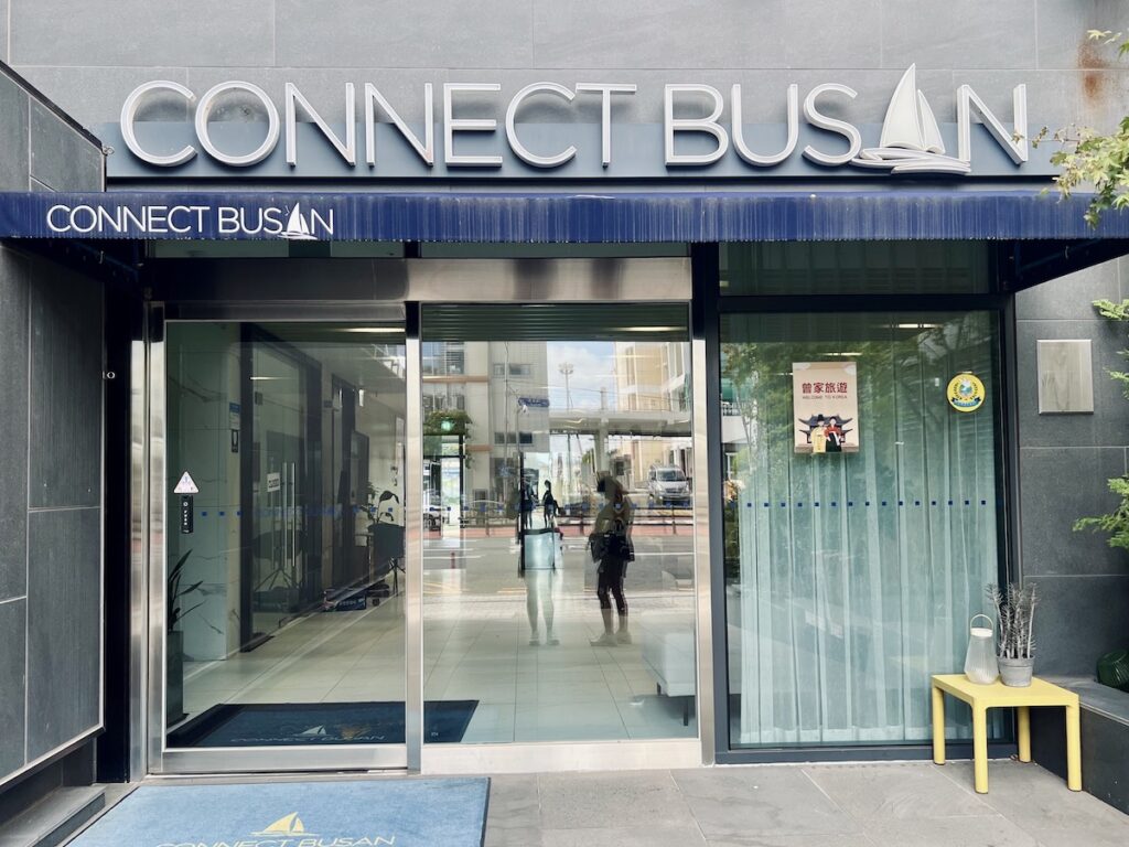 Connect Busan Hotel entrrance