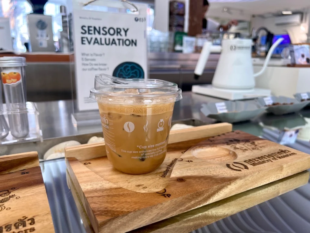 Ministry of Roasters Es Yen 清邁古城咖啡