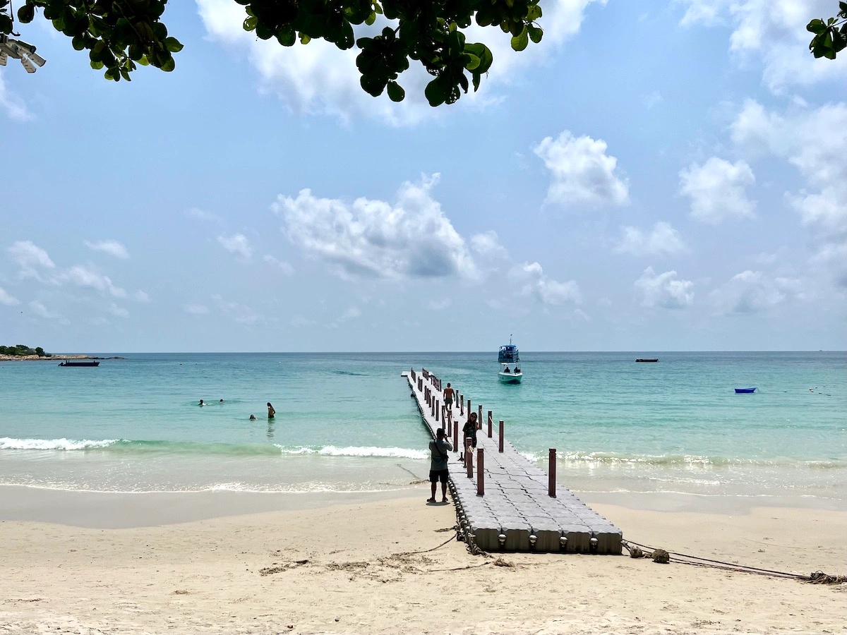 奧王端海灘碼頭 Ao Wong Duean Pier