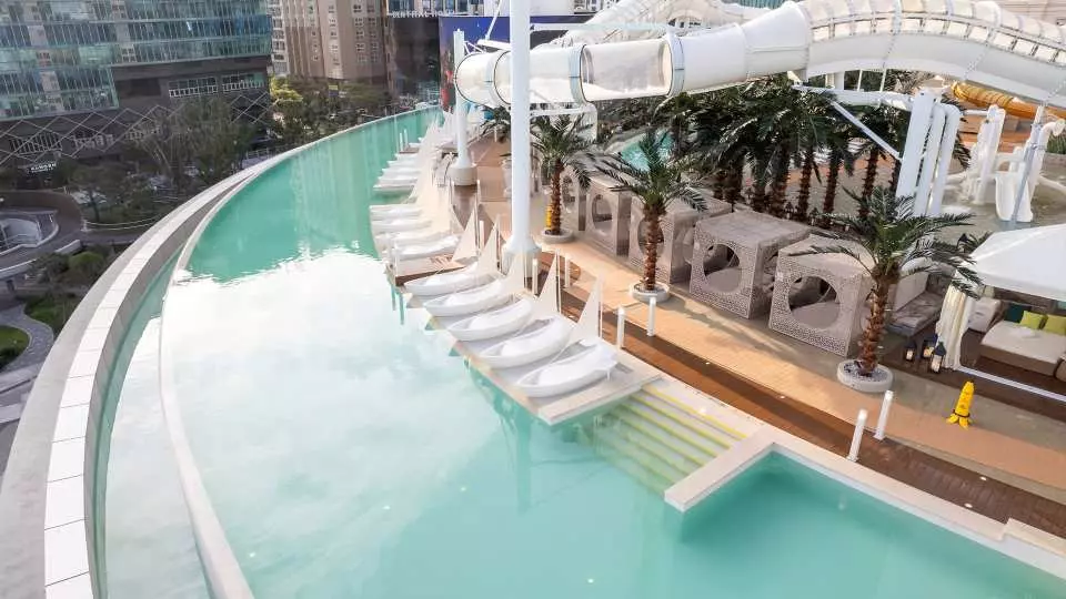 Club D Oasis