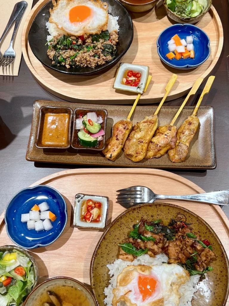 กาพาโอะ KaPaO : Thai Kaprao Stir-fried 清邁打拋飯