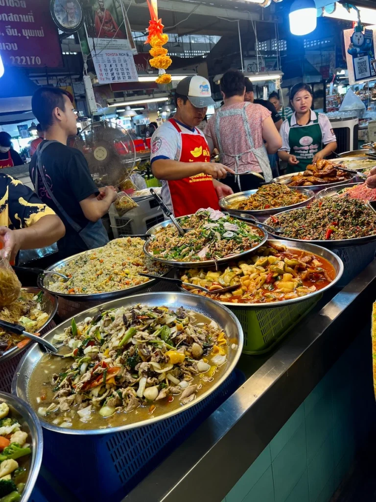 Siri Wattana Market熱炒