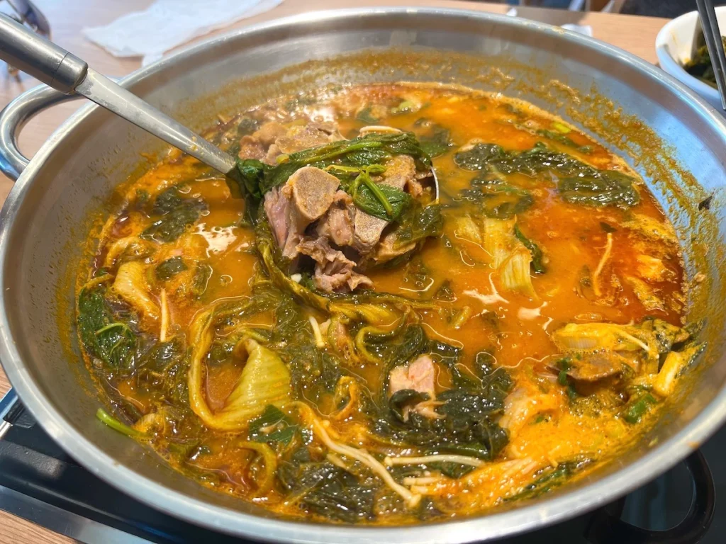 Nuri Gamja Tang 馬鈴薯豬骨湯