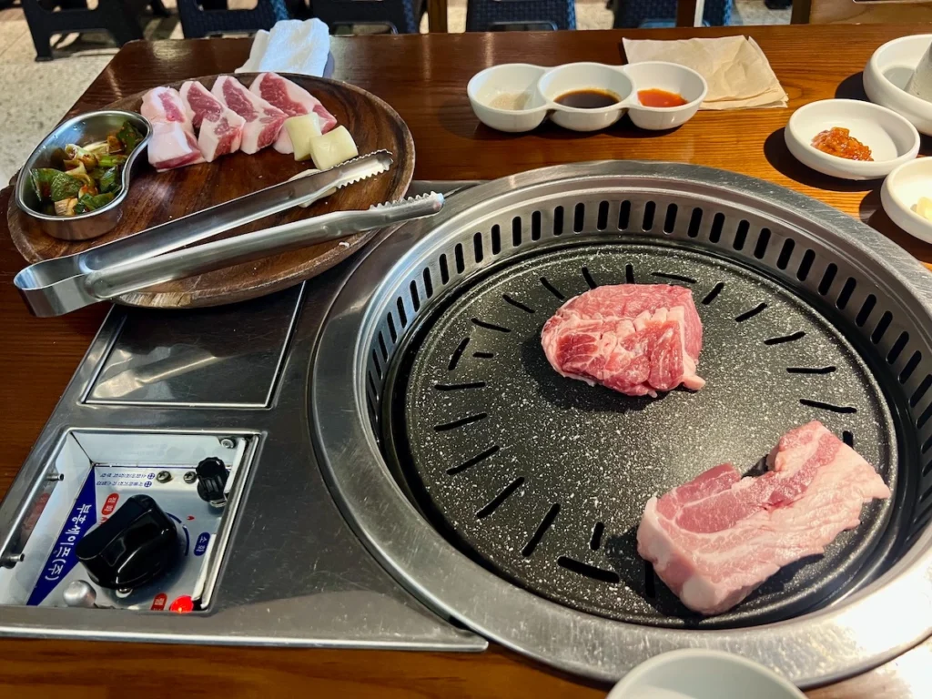 釜山西面83獬豸烤肉