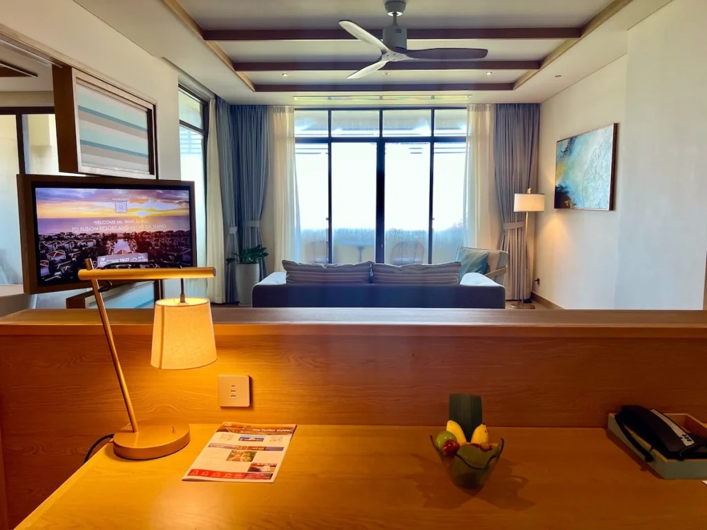 fusion resort villas da nang 書桌