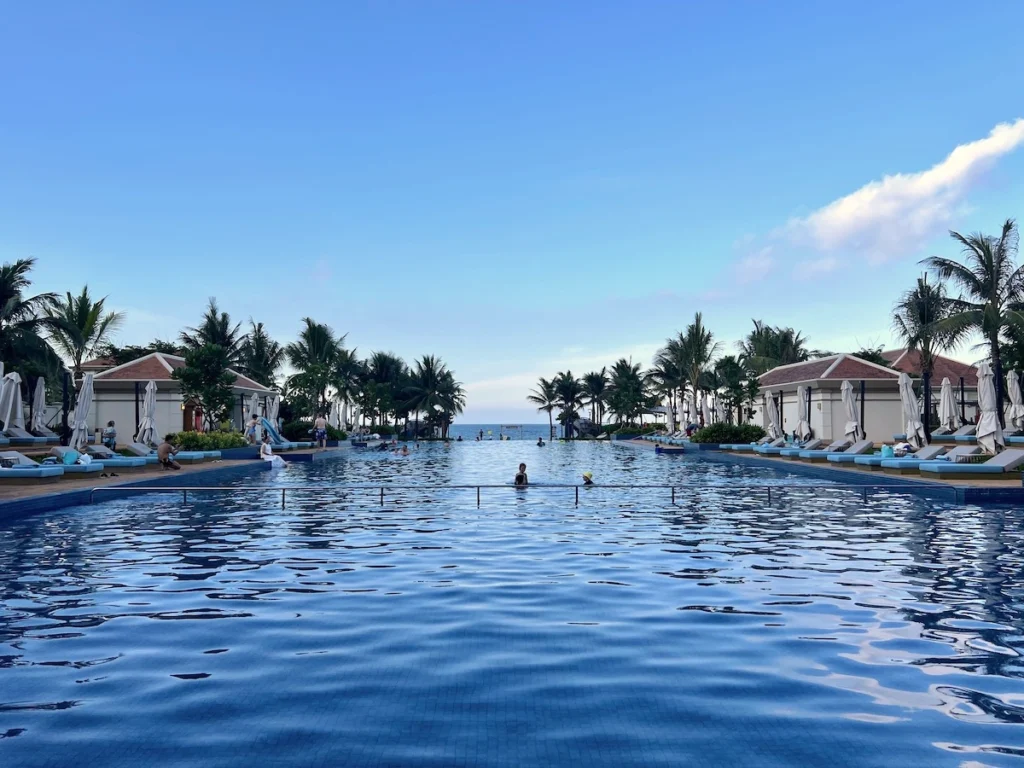峴港度假村無邊際泳 fusion resort & villas da nang