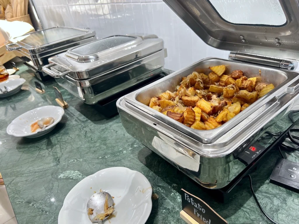 Sai Kaew Beach Resort 早餐熟食區