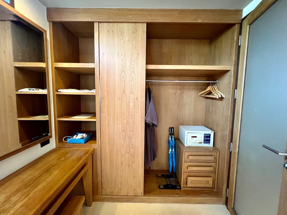 Sai Kaew Beach Resort 開放式衣櫃