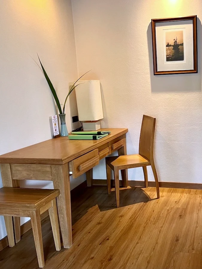 Sai Kaew Beach Resort 尊貴間書桌