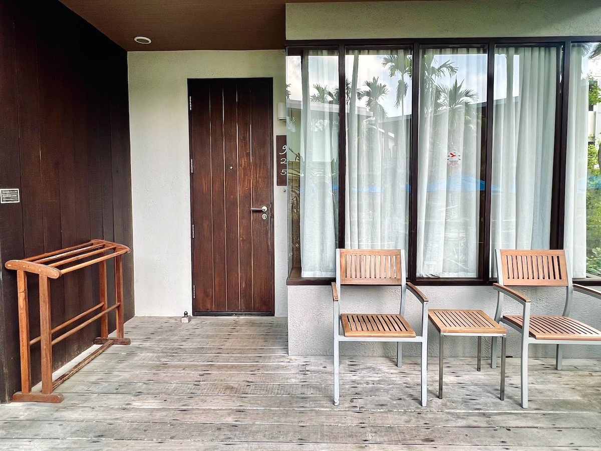 Sai Kaew Beach Resort 尊貴間門口
