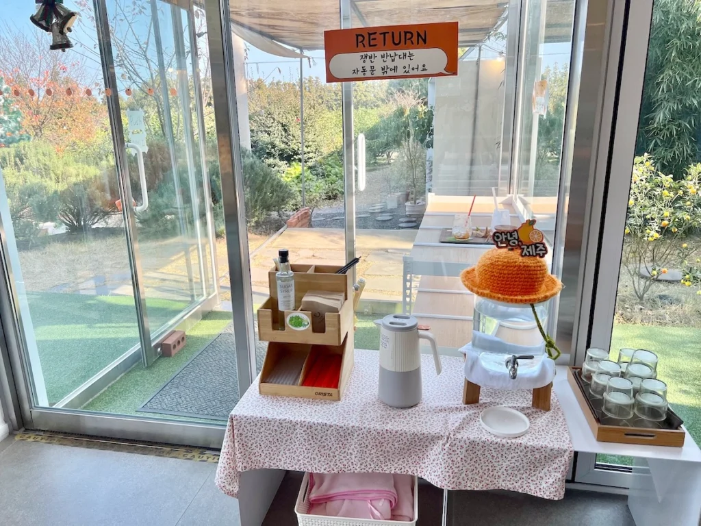Cafe the Container 飲用水 回收區
