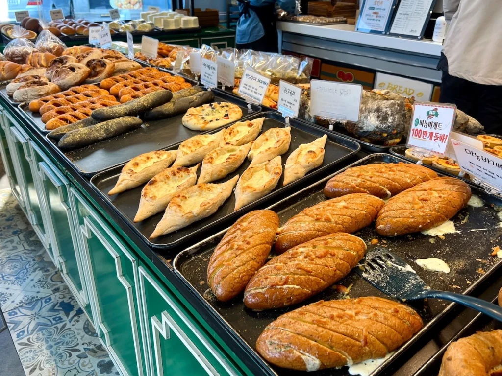 Audrant Bakery 大蒜奶油麵包店