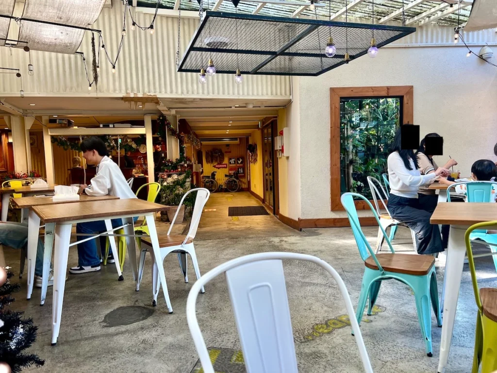 沖繩名護鳳梨園咖啡廳