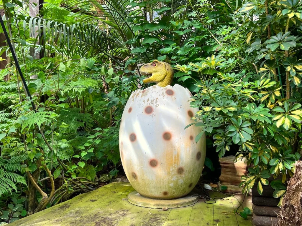 沖繩名護鳳梨園 恐龍探險之旅