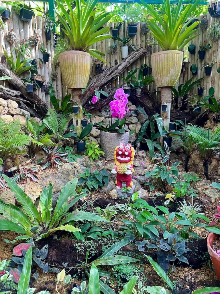 沖繩名護鳳梨園 風獅爺