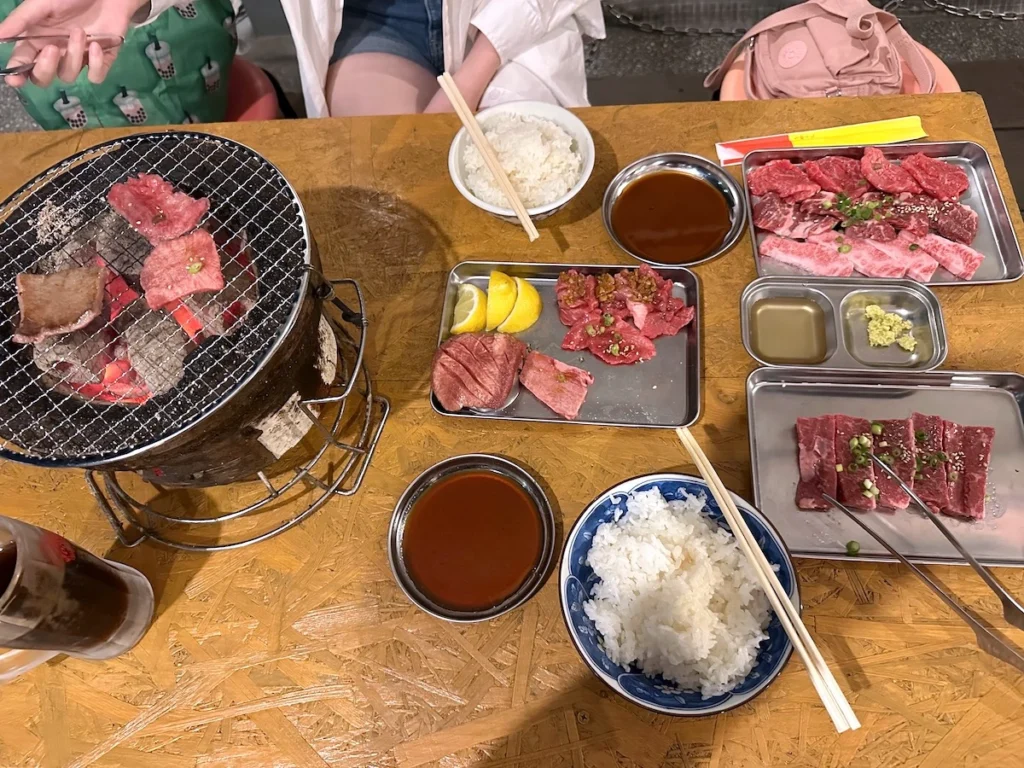 名護燒肉店 ヤキニクホルモンたなや