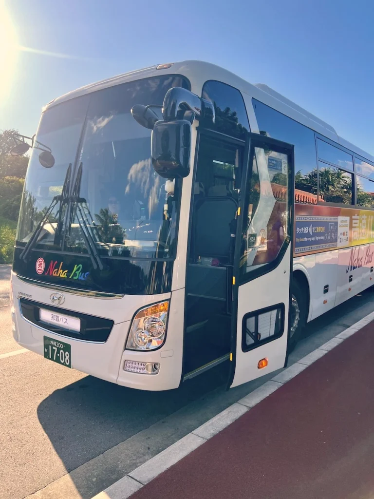 沖繩117高速巴士