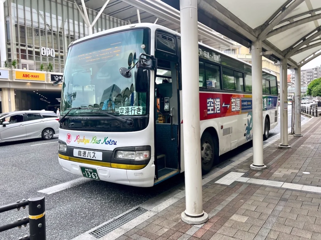 沖繩117高速巴士