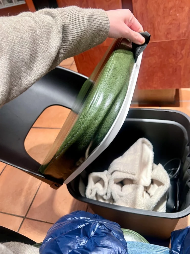 熟成到濟州總店 椅子置物