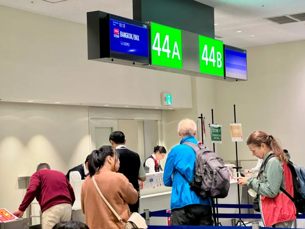 泰越捷航空 沖繩登機口