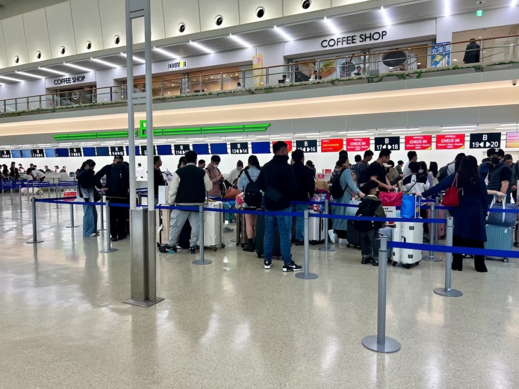 那霸機場 泰越捷航空報到櫃檯
