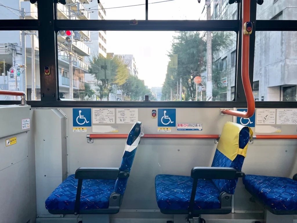 沖繩公車博愛座