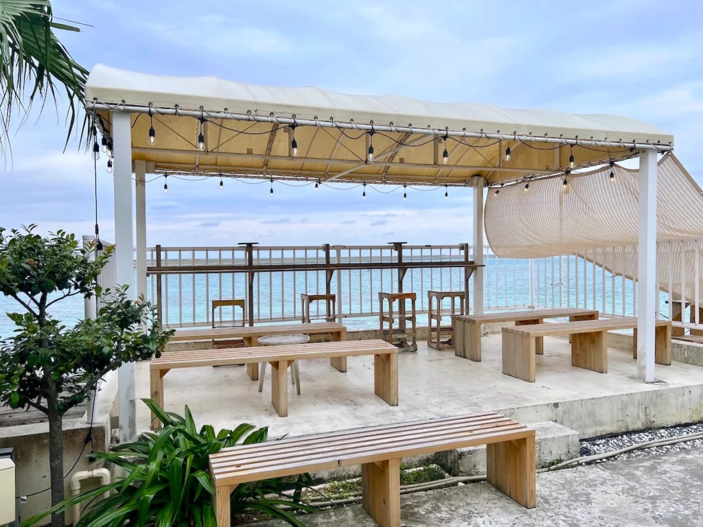 沖繩瀨長島戶外座位