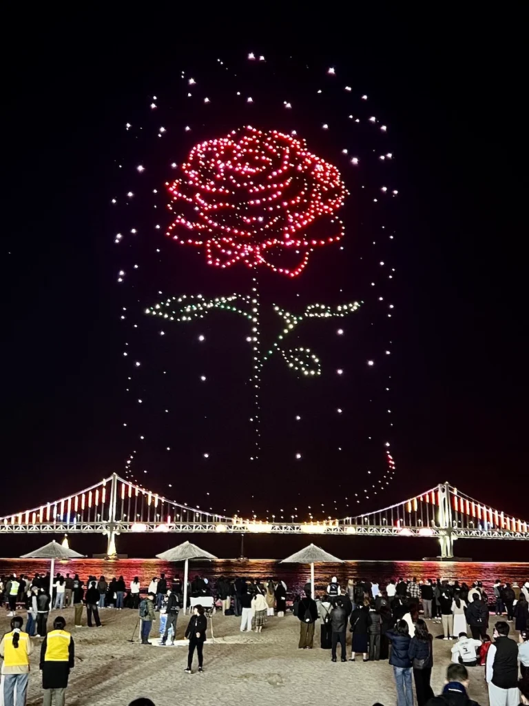 廣安里無人機燈光秀 玫瑰