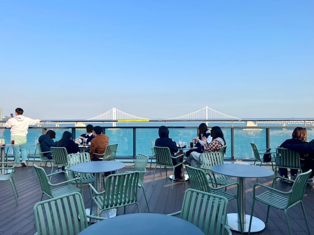 Cafe 181 廣安里頂樓海景咖啡廳