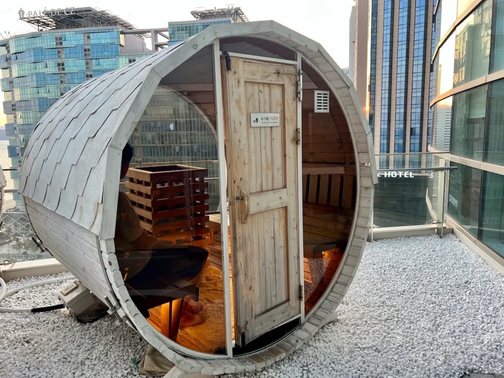 Club D Oasis汗蒸幕