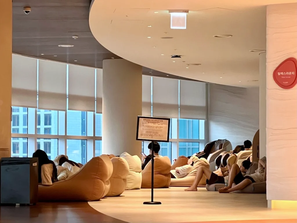 釜山汗蒸幕Club D Oasis懶骨頭與按摩椅