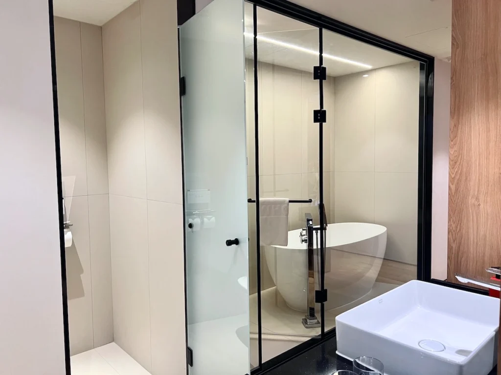 Hotel Guess Who Gwangalli 浴室與廁所