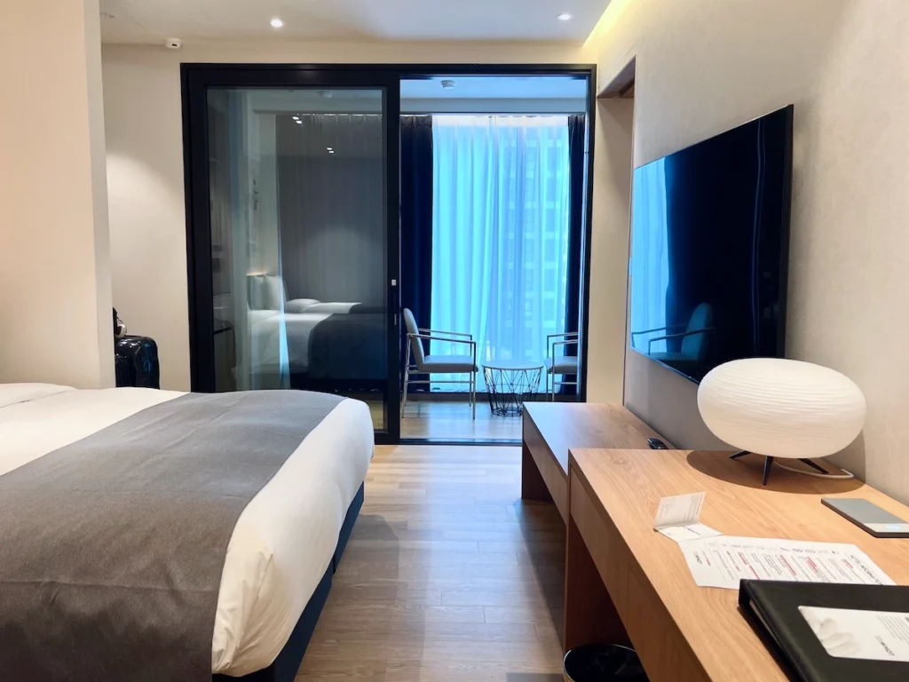 Hotel Guess Who Gwangalli 廣安里飯店房間