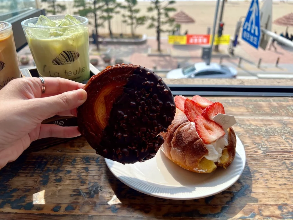 la feuille Almond Chocolate Kouign amann