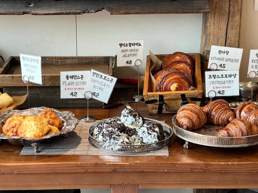 La Feuille 廣安里店麵包