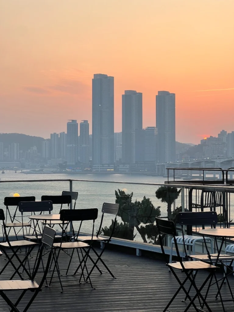 白淺灘文化村咖啡廳 Lisboa Cafeteria Busan