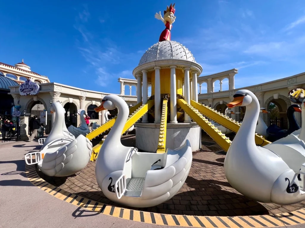釜山樂天世界 天鵝湖