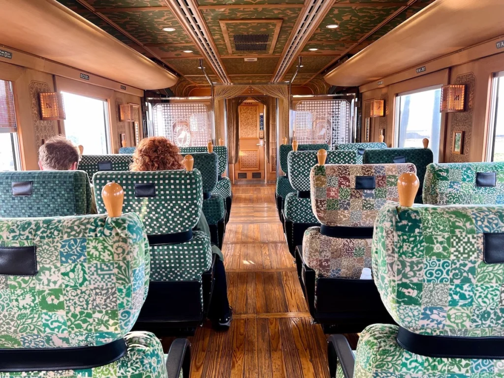 翡翠山翡翠列車