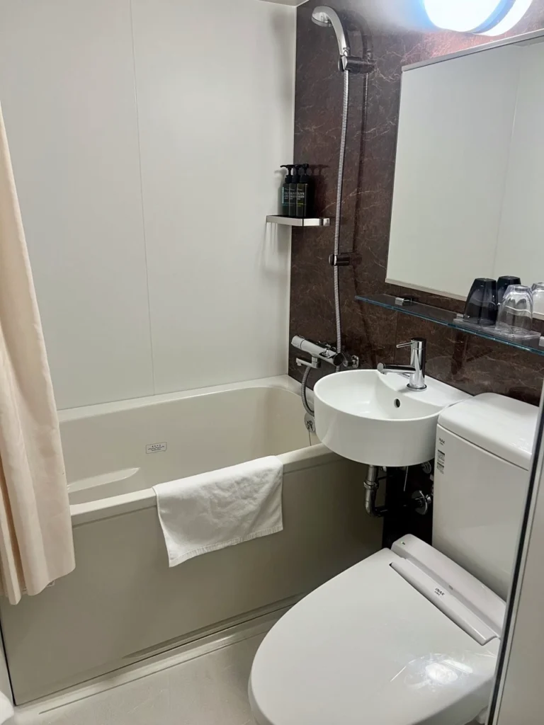 KOKO HOTEL 熊本上通 房間浴缸