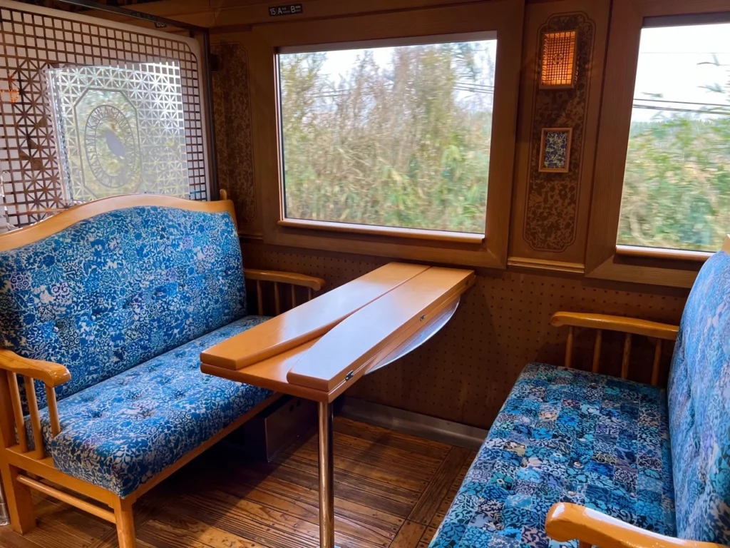 翡翠山翡翠列車 四人座位