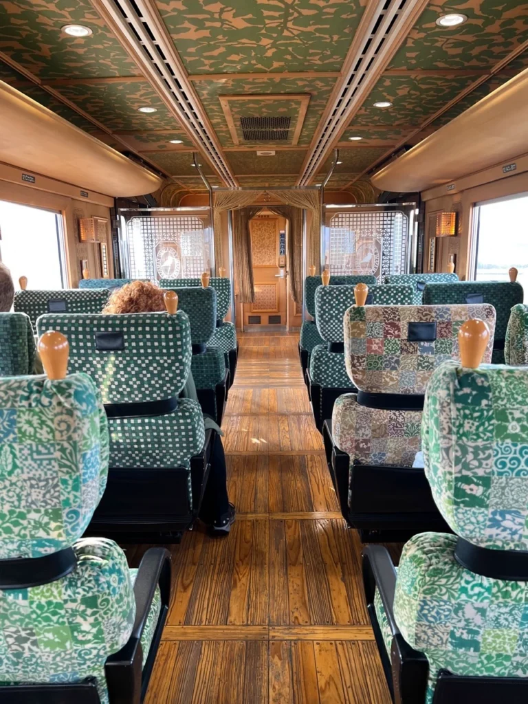 翡翠山翡翠列車
