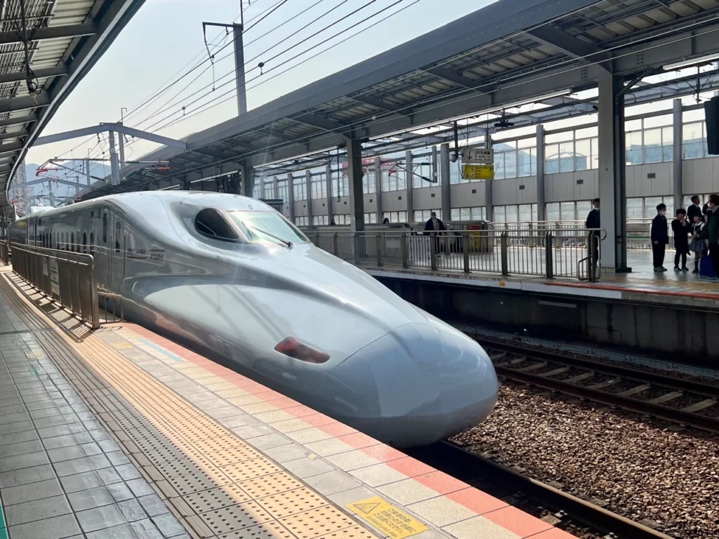 山陽新幹線 sakura 列車