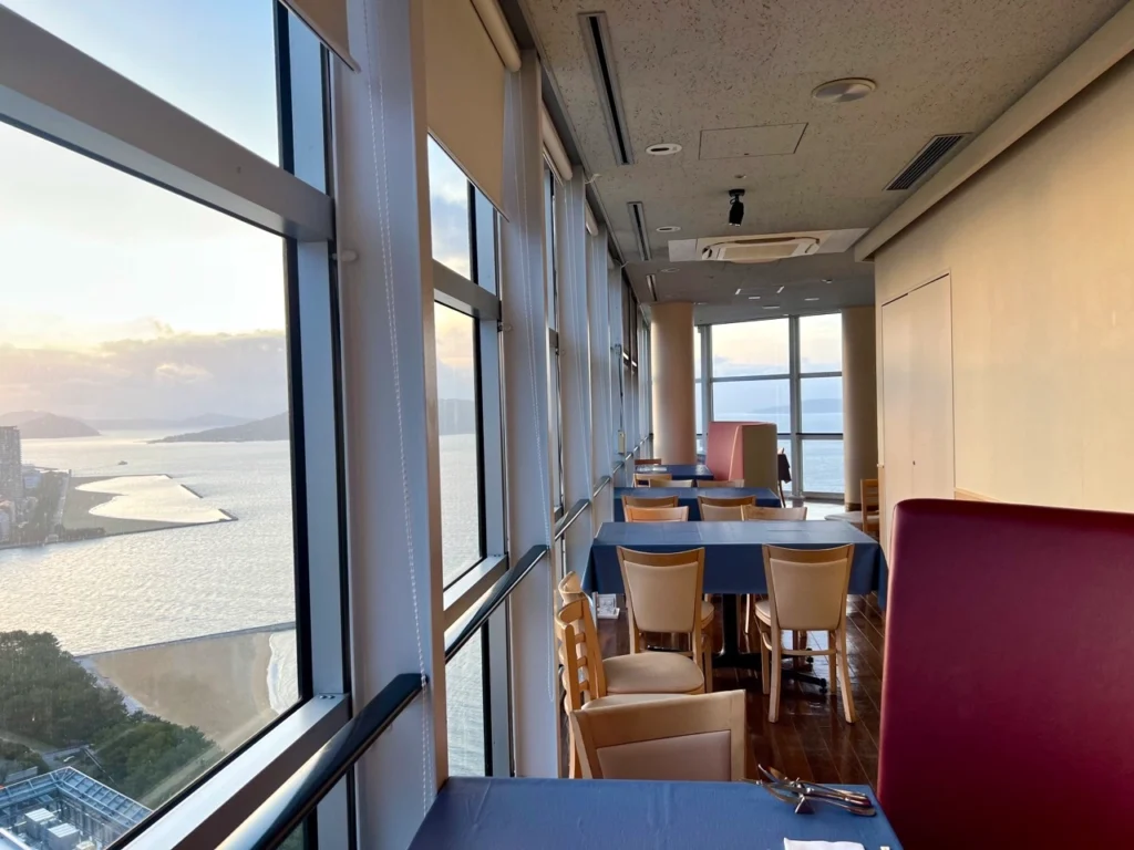 福岡塔咖啡廳 Sky Cafe & Dining Refuge
