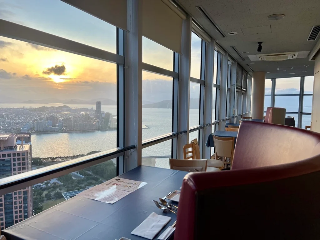 福岡塔咖啡廳 Sky Cafe & Dining Refuge