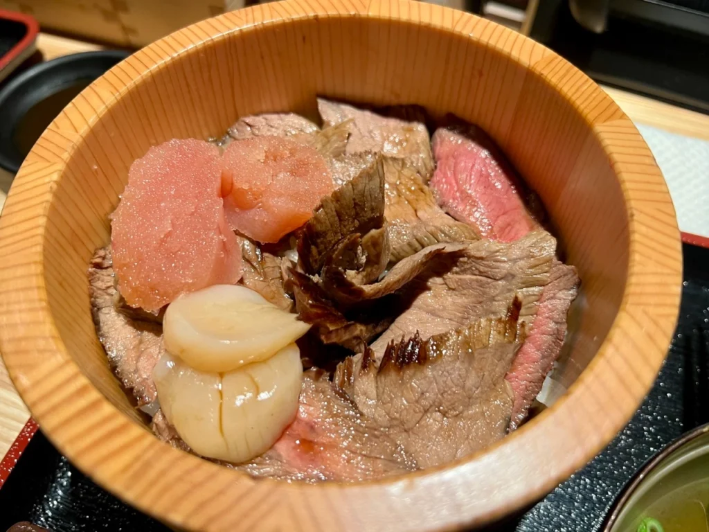 黑毛和牛 博多和牛まぶし 武蔵 明太子與干貝